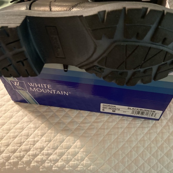 NEW White Mountain Women’s Tall Boots Black Size 6 It’s Fall Ya’ll - Picture 6 of 6